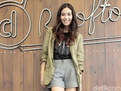 Berakting di Wiro Sableng, Marsha Timothy Kenakan Gaun Seberat 10 Kg