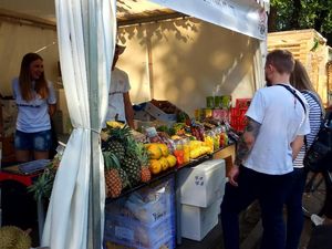 Mengais Bisnis di Festival Indonesia di Moskow