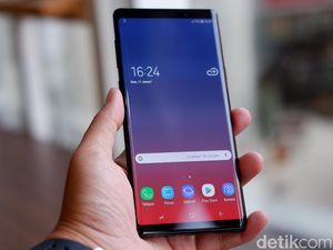 Edan! Harga Galaxy Note 9 Ini Setara Sedan Mewah Tesla