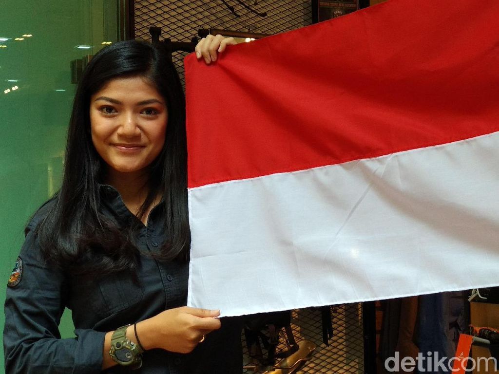 Jessica Katharina Siap Mendaki 7 Gunung Tertinggi di Indonesia