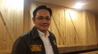 Potret Farhat Abbas, Senjata Baru Kubu Jokowi