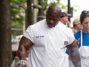 Potret Andre Rush, Koki Donald Trump yang Viral karena Otot Kekarnya