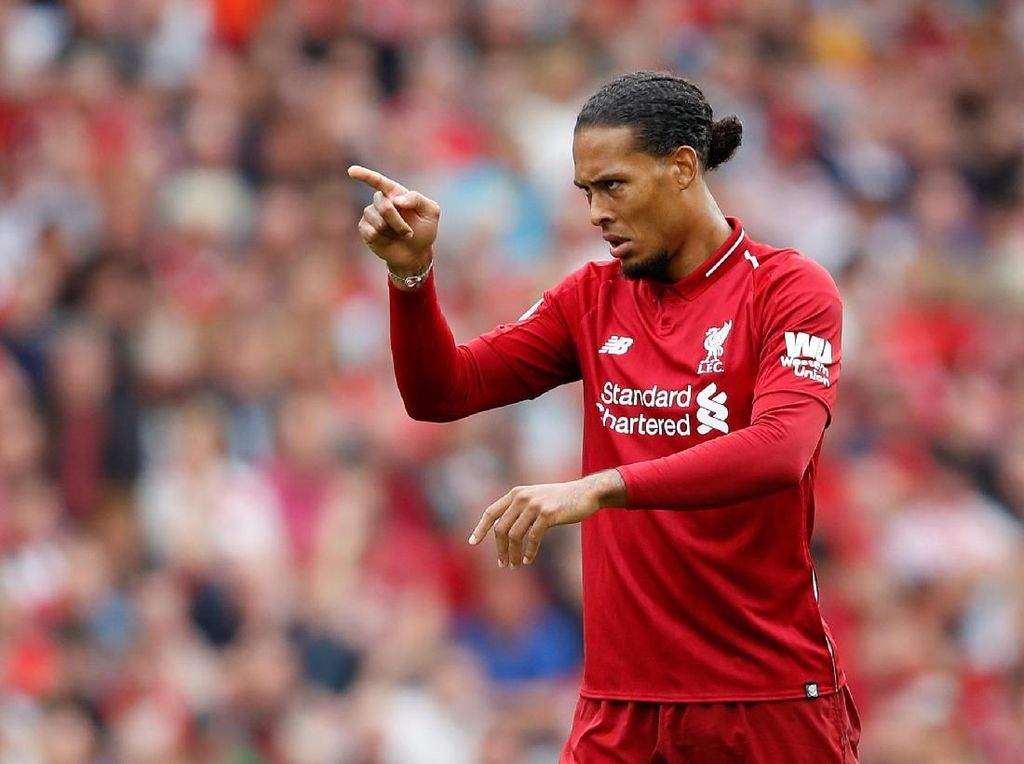 Van Dijk Jadi Pemain Terbaik Eropa Musim 2018/2019 Van Dijk Jadi Pemain Terbaik Eropa Musim 2018/2019