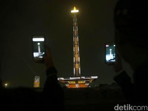 Pertunjukan Video Mapping di Tugu Monas Dimulai