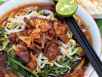 Gurih Renyah Mie Kangkung yang Mantap Buat Makan Siang