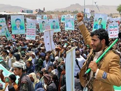 Ribuan Orang Hadiri Pemakaman Puluhan Bocah Korban Serangan Saudi