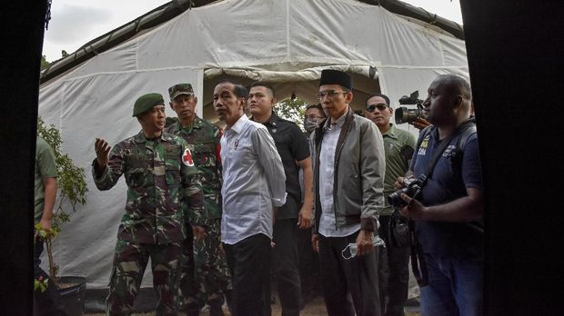 Ribut Status Bencana Lombok, Sandiaga Ajak Tobat Nasional