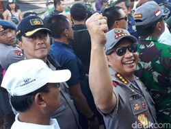 562 Personel Brimob ke Lombok untuk Bantu Bangun Rumah Warga