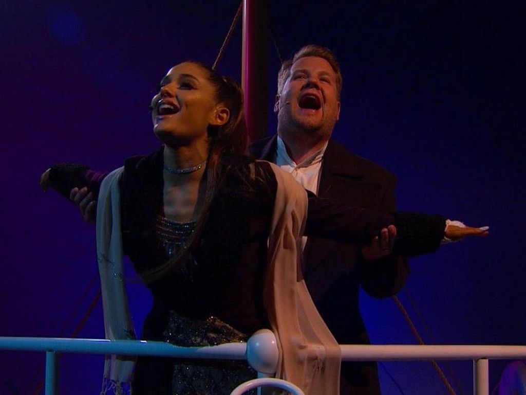 Aksi Kocak Ariana Grande dan James Corden Parodikan Titanic