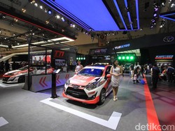 Penjualan Mobil Tertinggi dalam 4-5 Tahun Terakhir