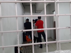 Dhawiya dan Kekasih Dituntut 2 Tahun Rehabilitasi