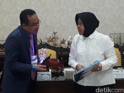 Bertemu Risma, Wali Kota di Kamboja Belajar Pengelolaan Lingkungan