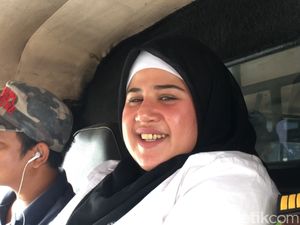 Pipi Merah Dhawiya Jelang Vonis Kasus Narkoba