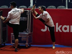 Emas Wushu di Asian Games di Bahu Lindswell Kwok