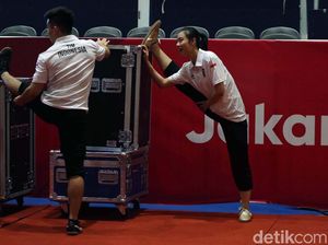 Emas Wushu di Asian Games di Bahu Lindswell Kwok Emas Wushu di Asian Games di Bahu Lindswell Kwok