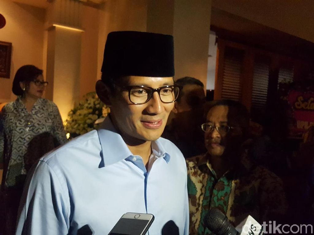 Hadiri Ulang Tahun Akbar Tandjung, Sandiaga Dapat Pesan Khusus Hadiri Ulang Tahun Akbar Tandjung, Sandiaga Dapat Pesan Khusus