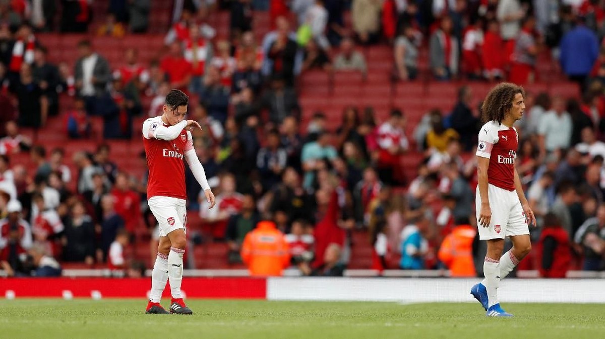 Kekecewaan pemain-pemain Arsenal setelah kalah dari Manchester City (Foto: John Sibley/Action Images via Reuters)