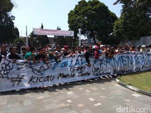Burung Ocehan Masuk Satwa Dilindungi, Kicau Mania Protes Burung Ocehan Masuk Satwa Dilindungi, Kicau Mania Protes