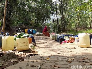 BPBD Catat 1,1 Juta Warga Lebak Terdampak Kekeringan BPBD Catat 1,1 Juta Warga Lebak Terdampak Kekeringan