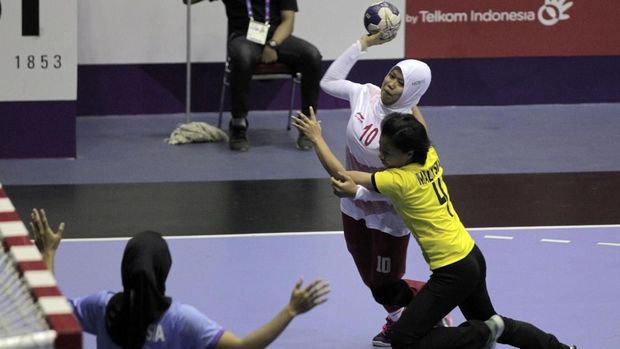 Timnas Bola Tangan Putri Indonesia meraih poin penuh di laga awal.