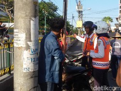 Kena Tilang karena Setop di Jalan Sarkem Yogya, Pengendara Protes