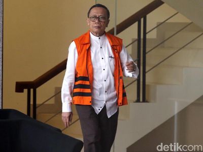 Pemeriksaan Lanjutan Eks Politisi Partai Demokrat Amin Santono