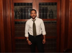 Serba Sendu dan Patah Hati di Album Perdana Maruli Tampubolon