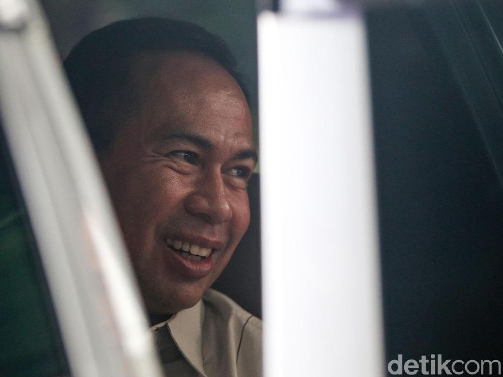 Suami Airin Ngamar dengan Wanita Lain, Begini Sakitnya Diselingkuhi Suami Airin Ngamar dengan Wanita Lain, Begini Sakitnya Diselingkuhi