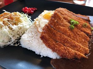 Ini Ayam Goreng Khas Jepang yang Bikin Orang Ketagihan Ini Ayam Goreng Khas Jepang yang Bikin Orang Ketagihan