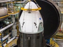 SpaceX Bersiap Uji Coba Kapsul Antariksanya