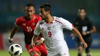Menghadapi Palestina di Stadion Patriot Chandrabhaga, Bekasi, Rabu (15/8/2018), Indonesia lebih dulu tertinggal oleh gol Oday Dabbagh di menit ke-16.