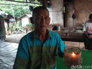 Kala Tentara Bebaskan 30 Tahun Kegelapan Desa di Karawang