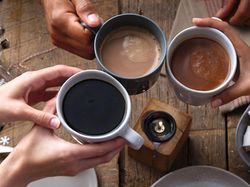 Ini Sebabnya Rutin Minum Kopi Bisa Bikin Kulit Mulus