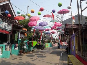 Kampung di Bekasi Bersolek Sambut Hari Kemerdekaan RI