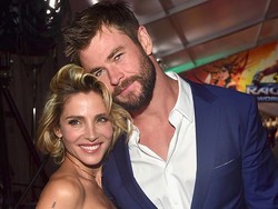 Duh! Palu Thor Chris Hemsworth Malah Dibuang Istri ke Garasi