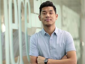 Mendengarkan Penipu Cinta Sambil Menanti Album Perdana Jazz Mendengarkan Penipu Cinta Sambil Menanti Album Perdana Jazz