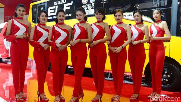 Ih, Gemes Lihat para SPG Isuzu