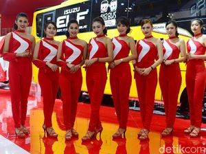 Ih, Gemes Lihat para SPG Isuzu Ih, Gemes Lihat para SPG Isuzu