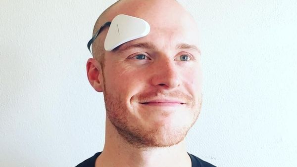 Foto: Orang-orang yang Menyetrum Otaknya Supaya Jadi Lebih Pintar