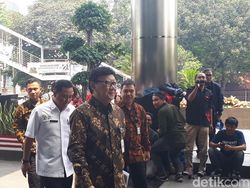 Tjahjo dan Moeldoko Sambangi KPK