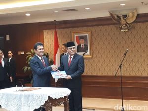 Syafruddin ke Asman: Selamat Kembali Jadi Politisi Sejati Syafruddin ke Asman: Selamat Kembali Jadi Politisi Sejati