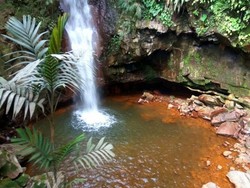 Air Terjun Cantik di Bogor yang Belum Banyak Orang Tahu