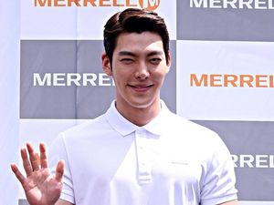 Lama Menghilang Pasca Vonis Kanker, Ini Penampilan Baru Kim Woo Bin Lama Menghilang Pasca Vonis Kanker, Ini Penampilan Baru Kim Woo Bin