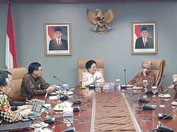 PDIP Pamer Kehangatan Mega-Mahfud Md di Rapat BPIP
