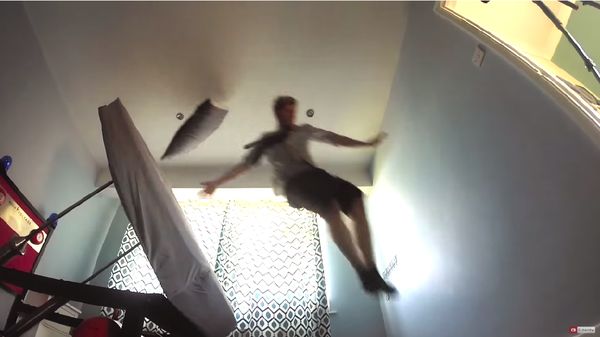 Susah Bangun Pagi? Coba Tidur di Atas Kasur Pelontar Ini