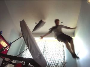 Susah Bangun Pagi? Coba Tidur di Atas Kasur Pelontar Ini