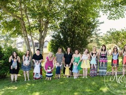 Lucu Maksimal! Saat 13 Bayi Melakukan Sesi Foto Bersama