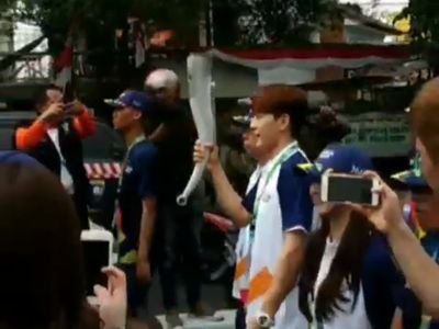 Se7en Artis Korea, Sosok Pria Bugar Pembawa Obor Asian Games 2018