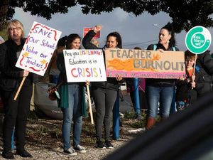 Pertama dalam 20 Tahun, Puluhan Ribu Guru Demo di Selandia Baru