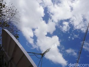 Cerita Warga Rote Tempuh Jarak 30 Km untuk ke Warnet Cerita Warga Rote Tempuh Jarak 30 Km untuk ke Warnet